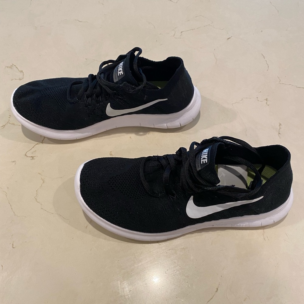 Black Nike shoes